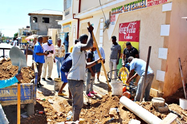 Checking for water leaks in Pignon